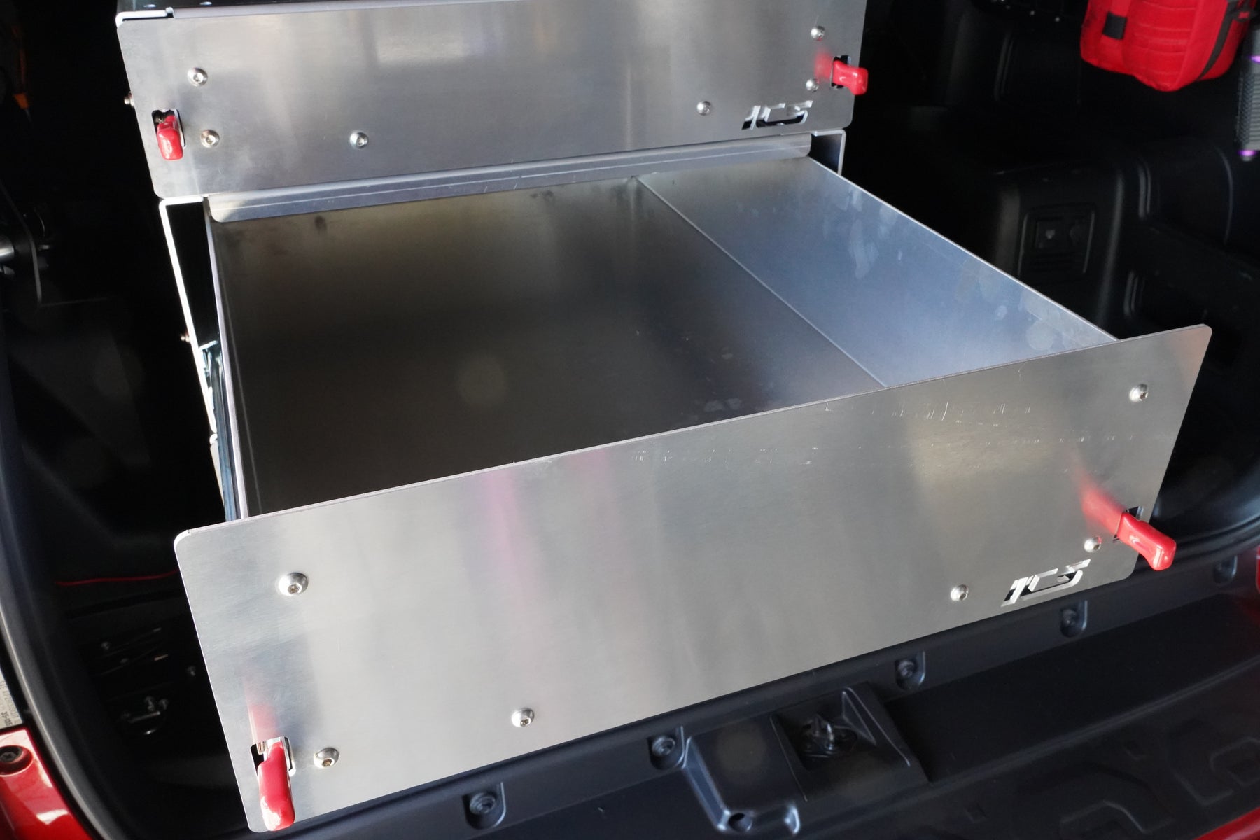 Universal Drawer 31" x 20" x 7"