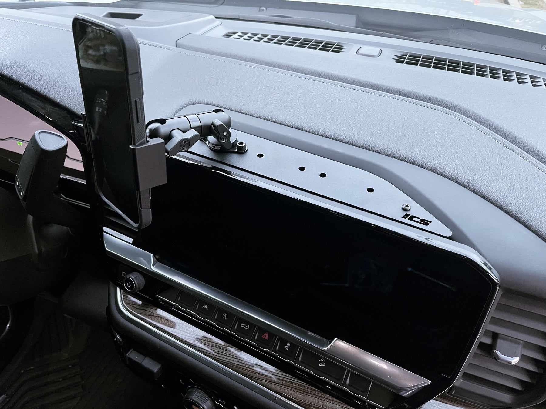 2022+Silverado/Sierra Dash Mount