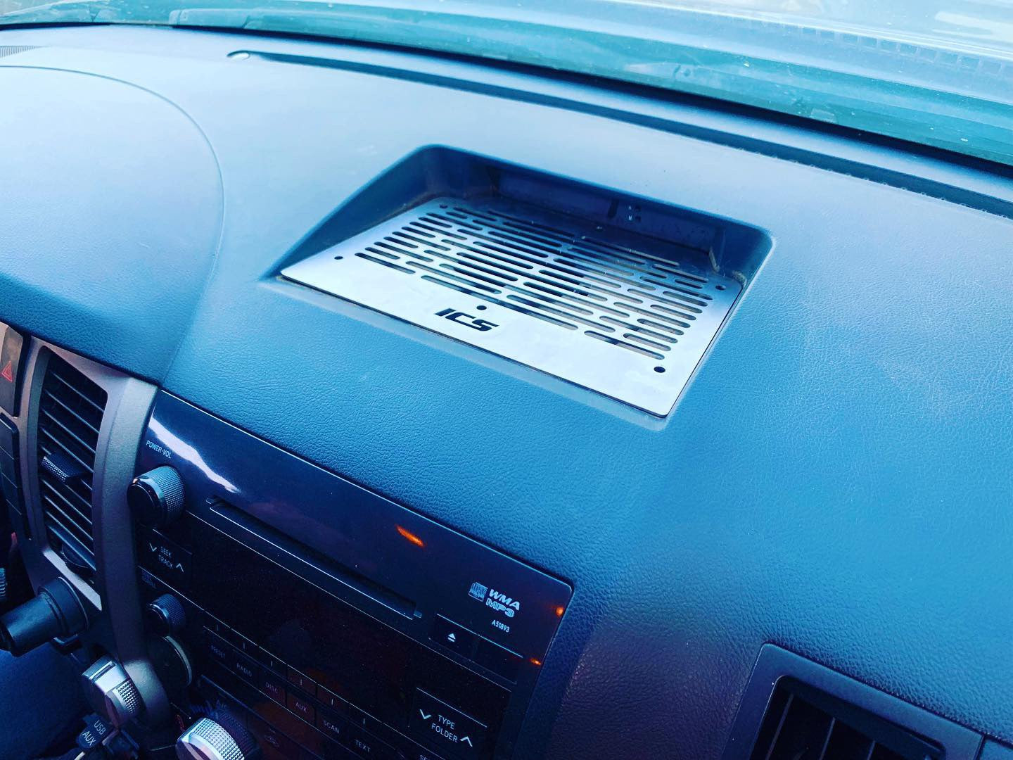 Toyota Sequoia Dash Mount 2008-2017